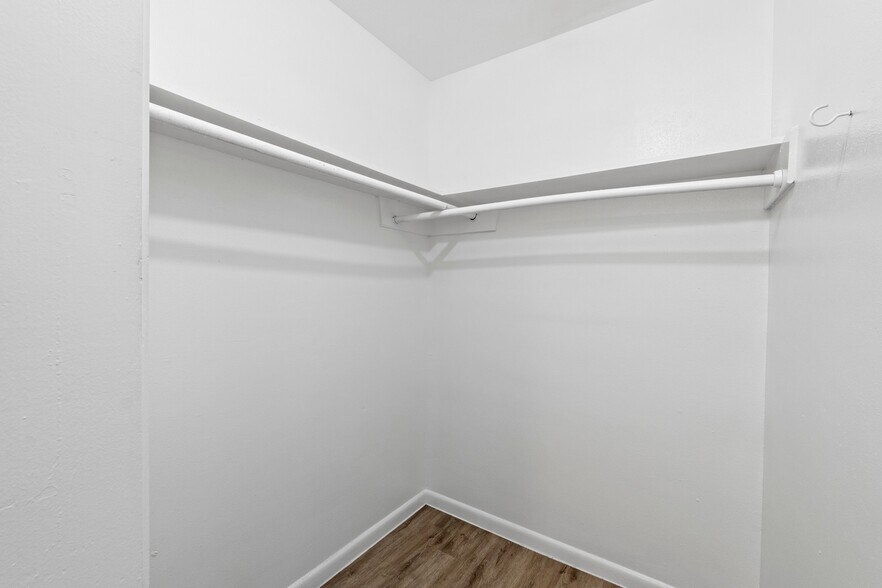 More Photos Of 3707 Cedar St, Austin Apartments For Sale