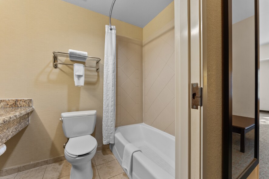 More Photos Of , Donaldsonville Hospitality For Sale