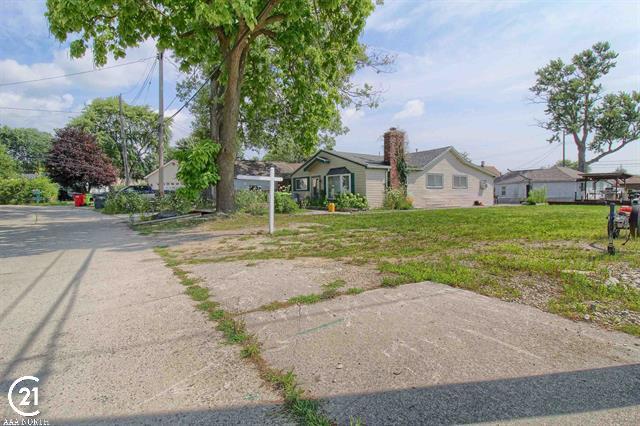 More Photos Of 37924 Maplehill St, Harrison Township Land For Sale