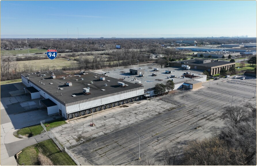 More Photos Of 6400 Monroe Blvd, Taylor Industrial For Sale