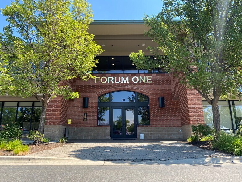 More Photos Of 408 S Eagle Rd, Eagle Coworking Space