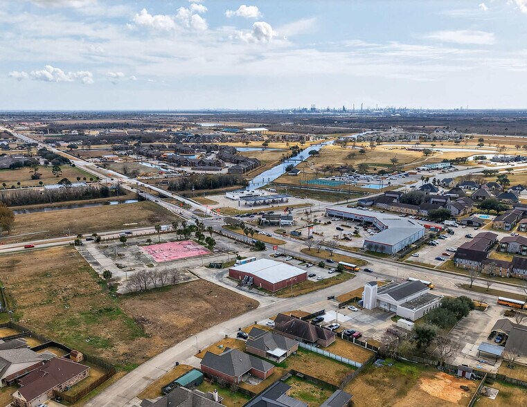 More Photos Of 7750 9th Ave, Port Arthur Freestanding For Sale