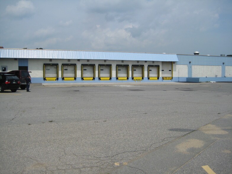 More Photos Of 330 Turner St, Attleboro Manufacturing For Lease