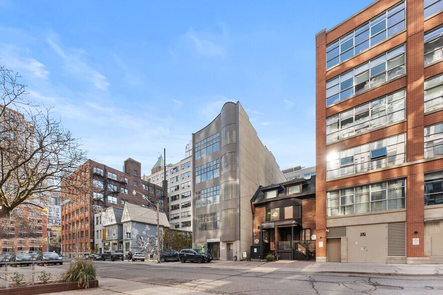 More Photos Of 21 Camden St, Toronto Office For Sale
