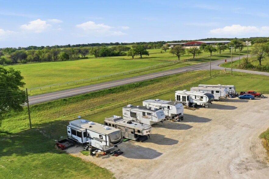 More Photos Of 8441 County Road 176, Stephenville Apartments For Sale