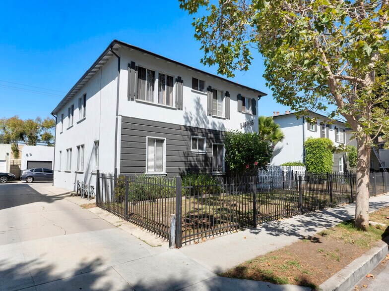More Photos Of 5439 Kinston Ave, Culver City Apartments For Sale