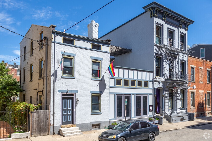 Primary Photo Of 210 W 14th St, Cincinnati Hospitality For Lease