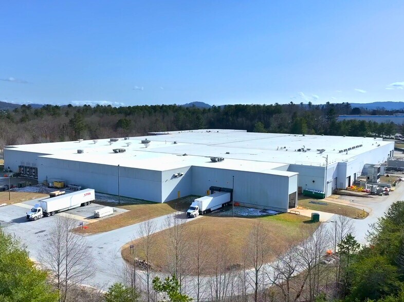 More Photos Of 1 Quality Way, Fletcher Warehouse For Lease