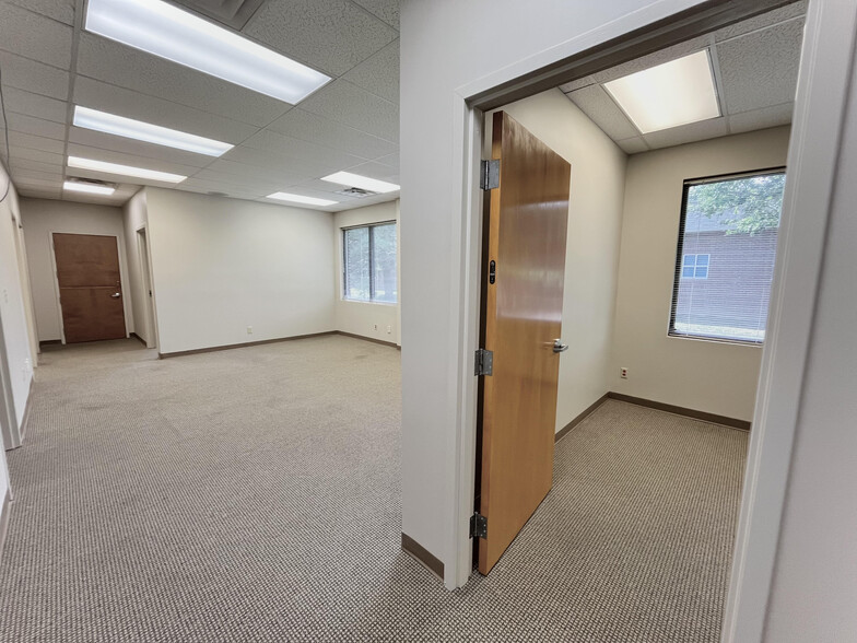 More Photos Of 342 Cool Springs Blvd, Franklin Medical For Lease