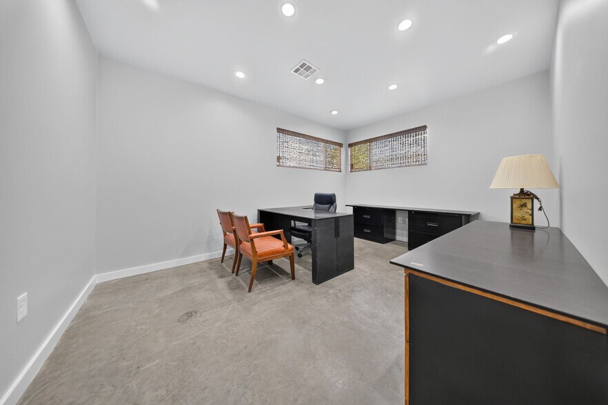More Photos Of 3326 E 27th Pl S, Tulsa Office For Lease