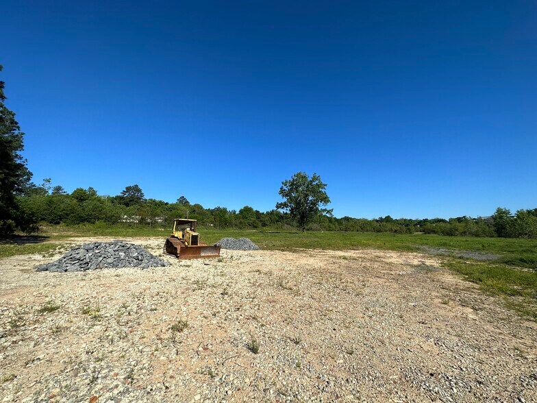 More Photos Of 3221 Broadway, Macon-Bibb Land For Sale