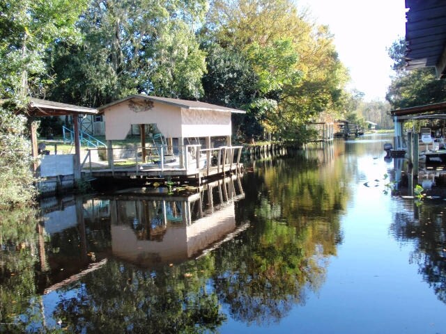 More Photos Of 217 Butler Dr, Satsuma Trailer Camper Park For Sale