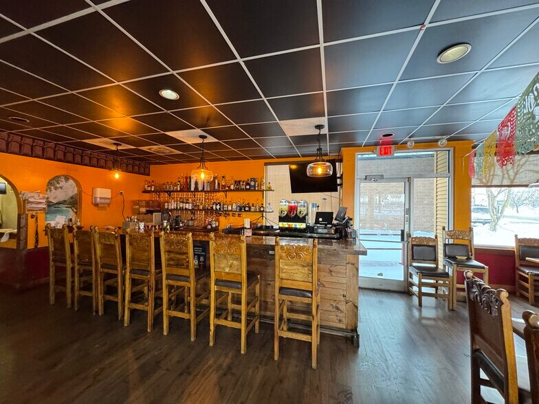 More Photos Of 2070 S Koeller St, Oshkosh Restaurant For Sale