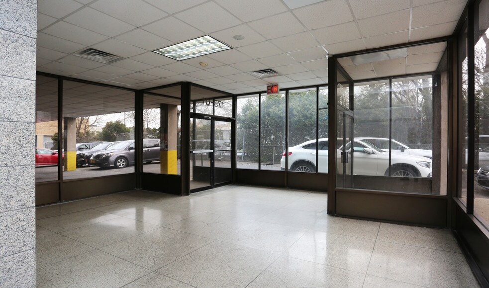 Primary Photo Of 175-01 Rockaway Blvd, Jamaica Office For Lease