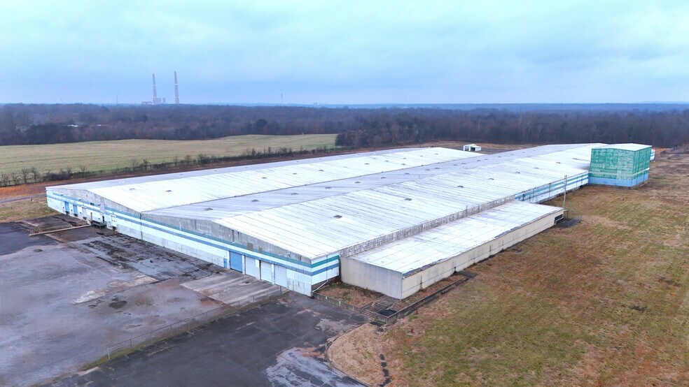 More Photos Of 7845 Carneal Rd, West Paducah Warehouse For Lease