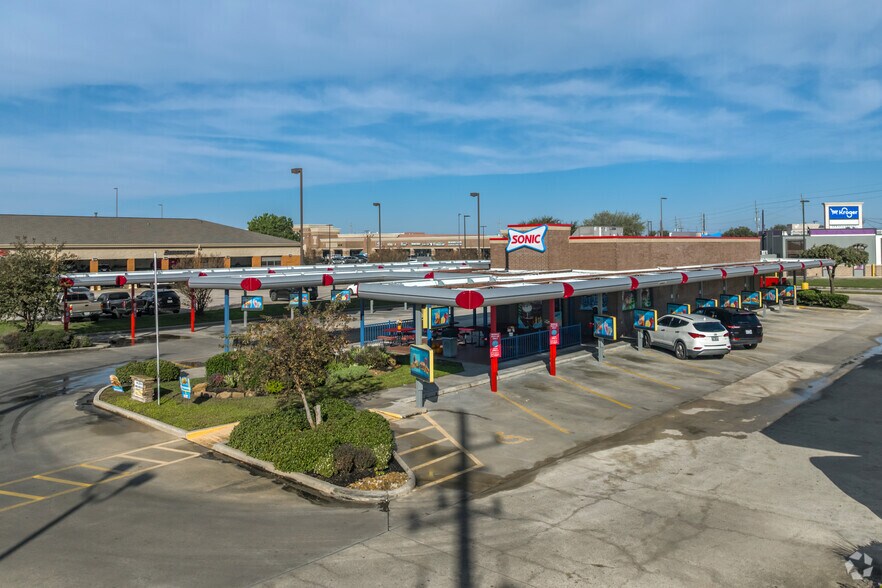 More Photos Of 6020-6062 Fm-2920, Spring Unknown For Lease