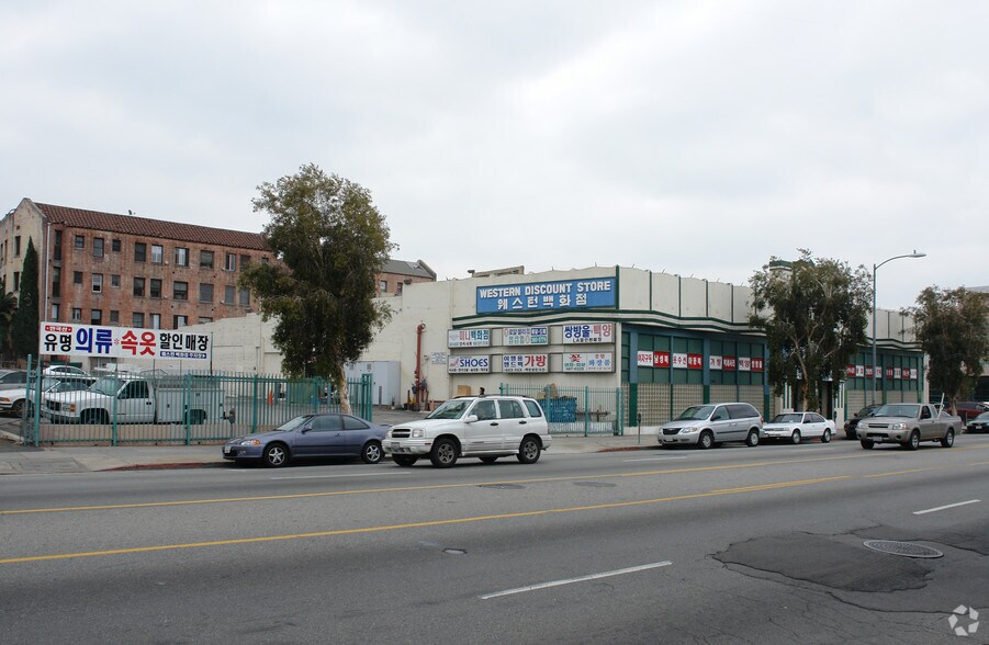 Primary Photo Of 866 S Western Ave, Los Angeles Freestanding For Lease