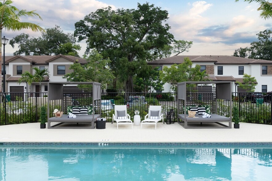 More Photos Of 4091 W Palm Aire Dr, Pompano Beach Apartments For Sale