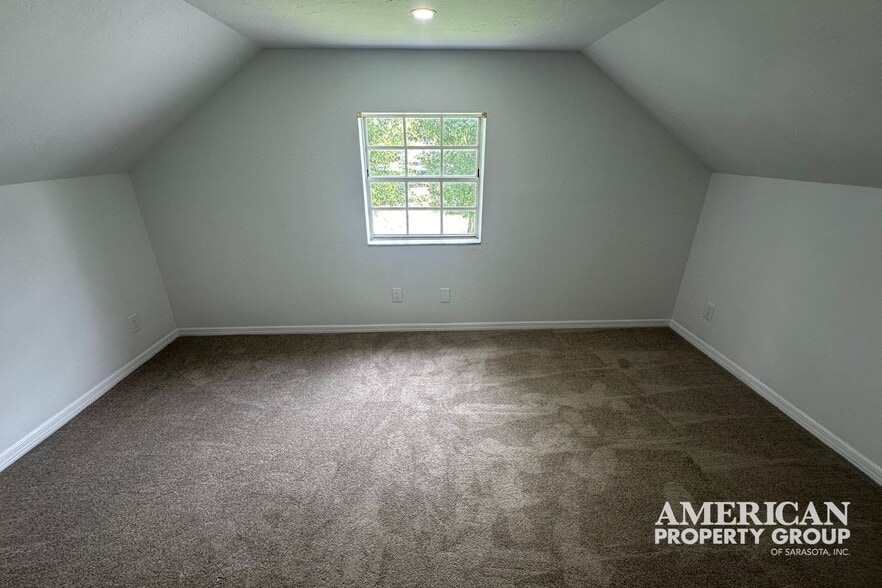 More Photos Of 7733-7739 Holiday Dr, Sarasota Loft Creative Space For Sale