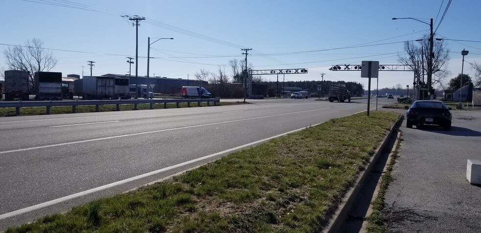 More Photos Of 3865 Ocean Gtwy, Linkwood Service Station For Sale