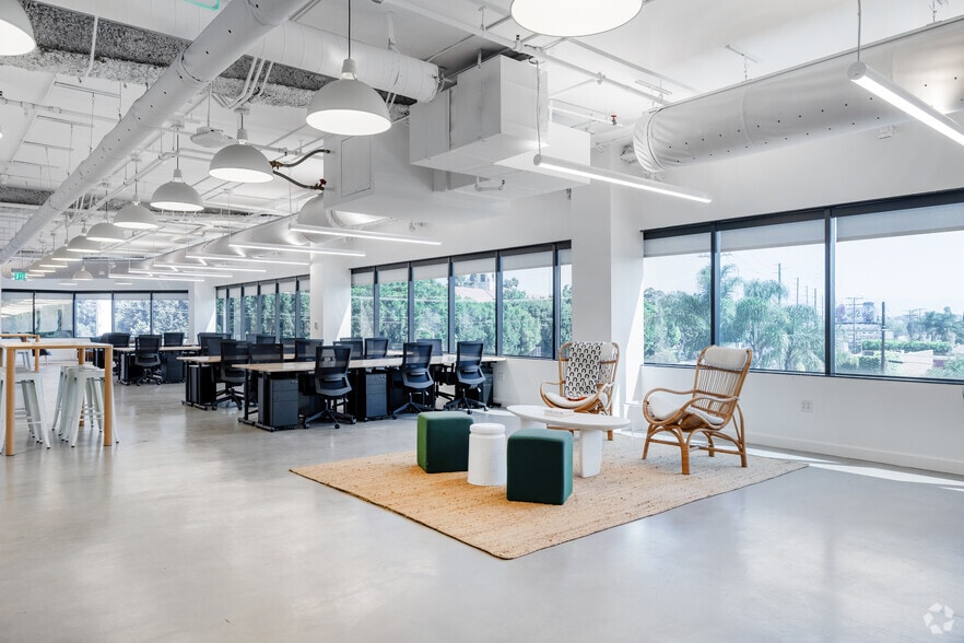 More Photos Of 3000 S Robertson Blvd, Los Angeles Loft Creative Space For Sale