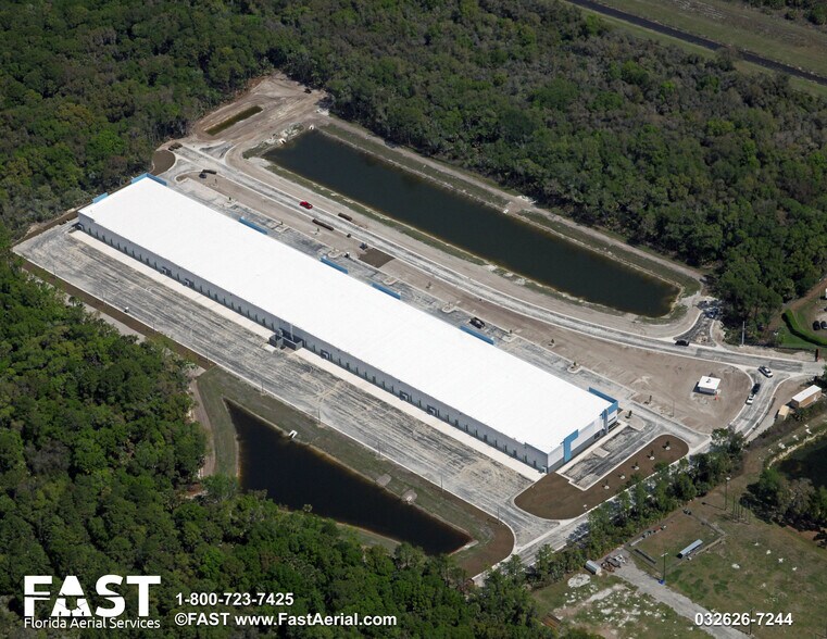 More Photos Of 302 Parktowne Blvd, Edgewater Unknown For Lease