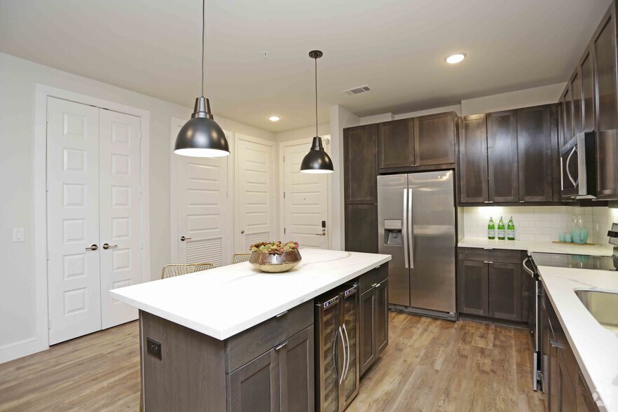 More Photos Of 5200 N O'Connor Blvd, Irving Unknown For Lease