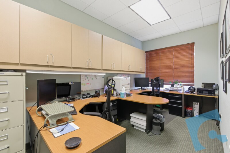 More Photos Of 2301 Ira E Woods Ave, Grapevine Office For Sale