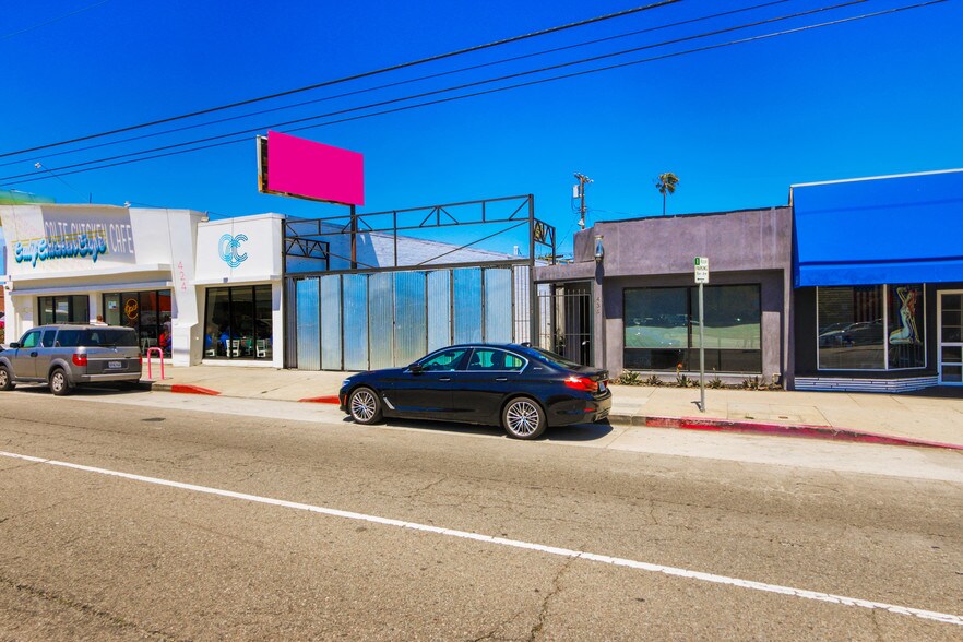 More Photos Of 428 Lincoln Blvd, Venice Freestanding For Sale