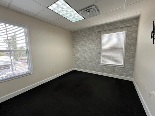 More Photos Of 2109 E Palm Ave, Tampa Loft Creative Space For Lease