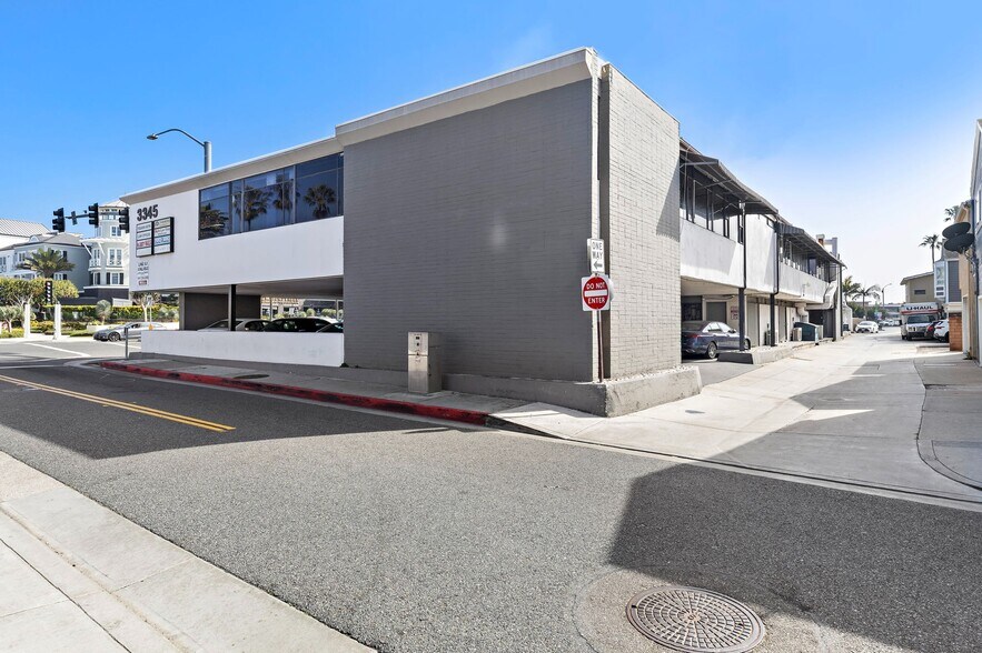 More Photos Of 3315-3345 Newport Blvd, Newport Beach Storefront Retail Office For Lease