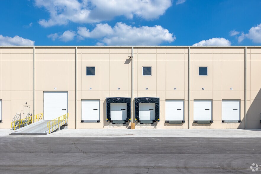 More Photos Of 1855 S County Line Rd, Plant City Unknown For Lease