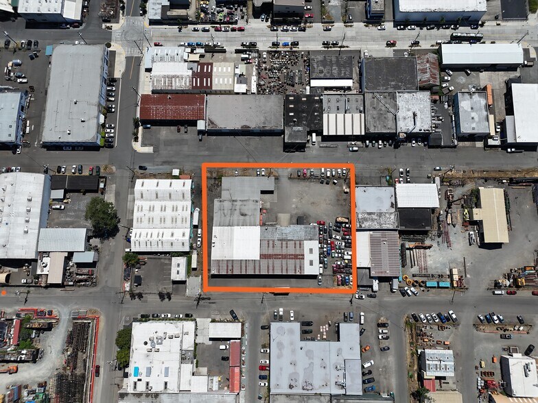 More Photos Of 401 S Webster St, Seattle Warehouse For Sale