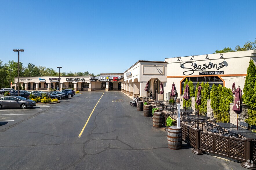 Primary Photo Of 2200-2228 US Highway 9, Howell General Retail For Sale