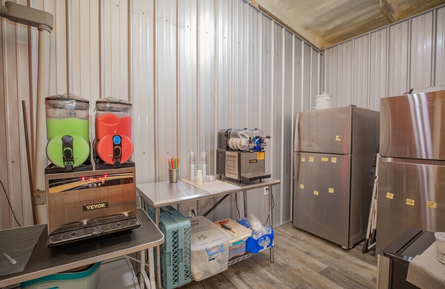 More Photos Of 8400 E 1320 Rd, Stockton Winery Vineyard For Sale