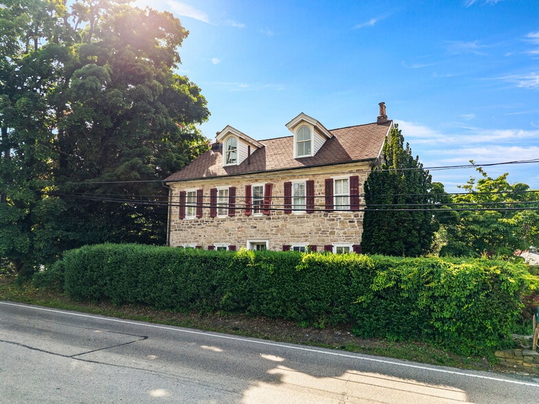 More Photos Of 488 S Bethlehem Pike, Fort Washington Garden Center For Sale
