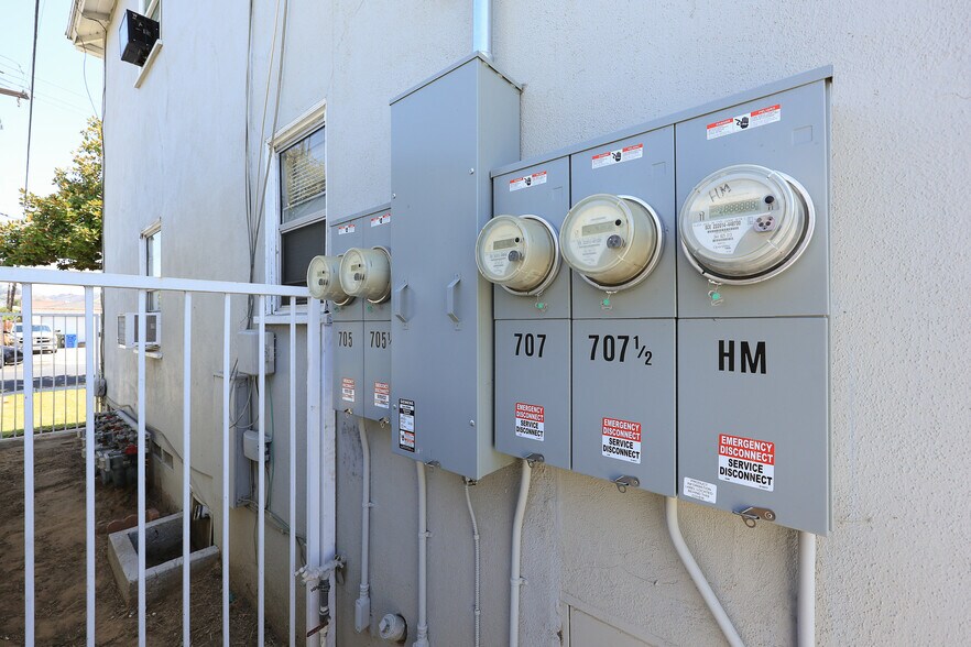 More Photos Of 705 W Madison Ave, Montebello Apartments For Sale