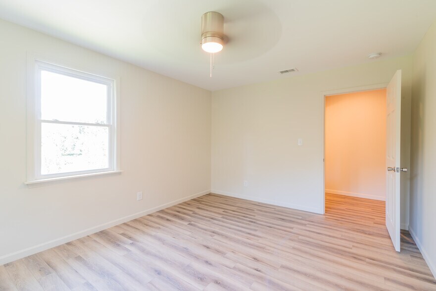 More Photos Of 506 E Marion St, Shelby Apartments For Sale