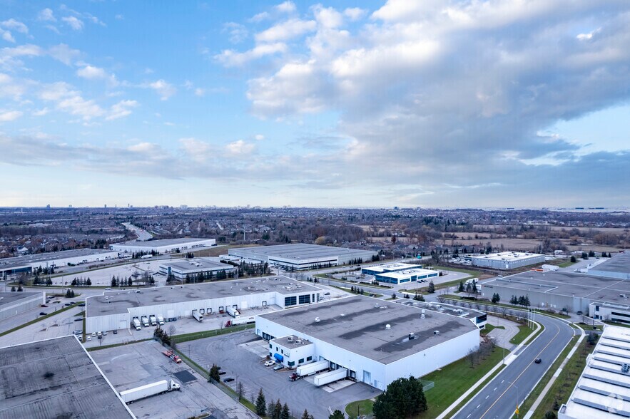 More Photos Of 6701 Financial Dr, Mississauga Warehouse For Lease