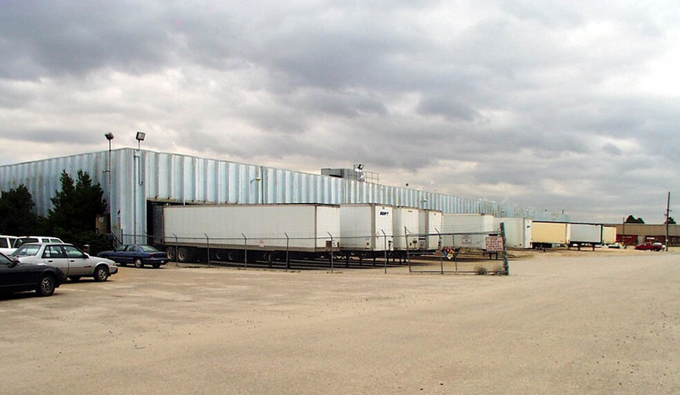 More Photos Of 5050 Ironton St, Denver Warehouse For Sale