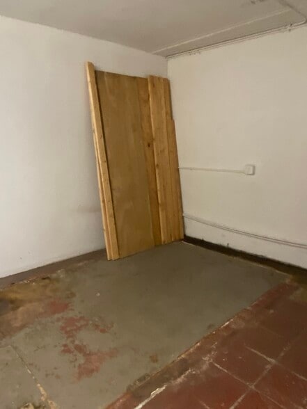 More Photos Of 1727 Ashley River Rd, Charleston Unknown For Lease