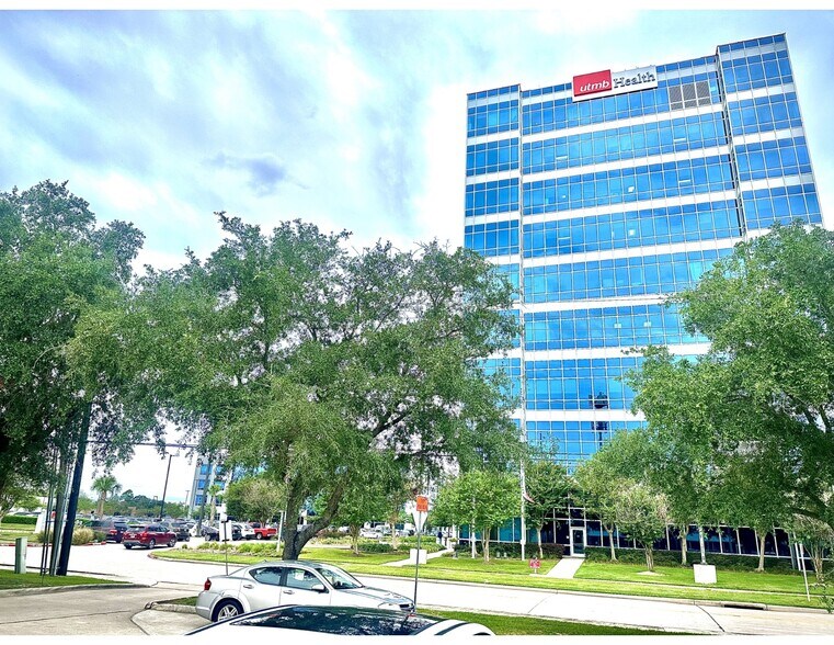 More Photos Of 17200 Highway 3, Webster Office For Sale