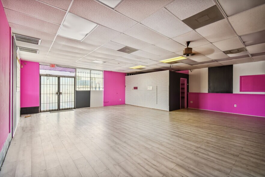 More Photos Of 1006 6th St NW, Winter Haven General Retail For Sale