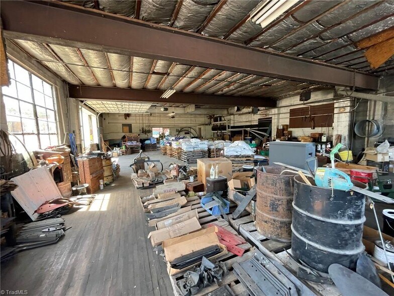 More Photos Of 607 Main, Pilot Mountain Storefront Retail Residential For Sale