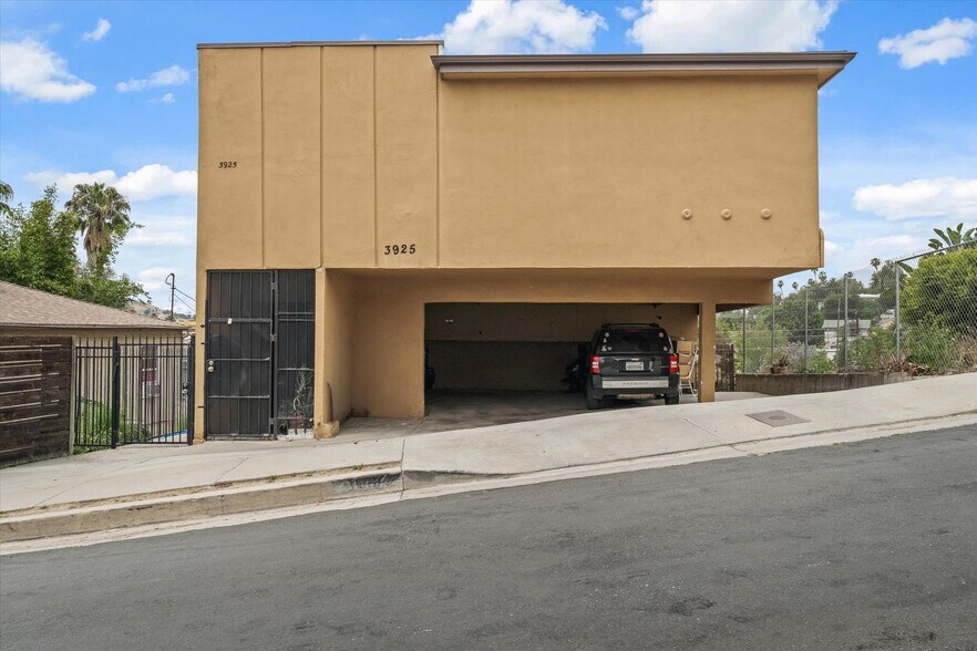 Primary Photo Of 3926 Guardia Ave, Los Angeles Apartments For Sale