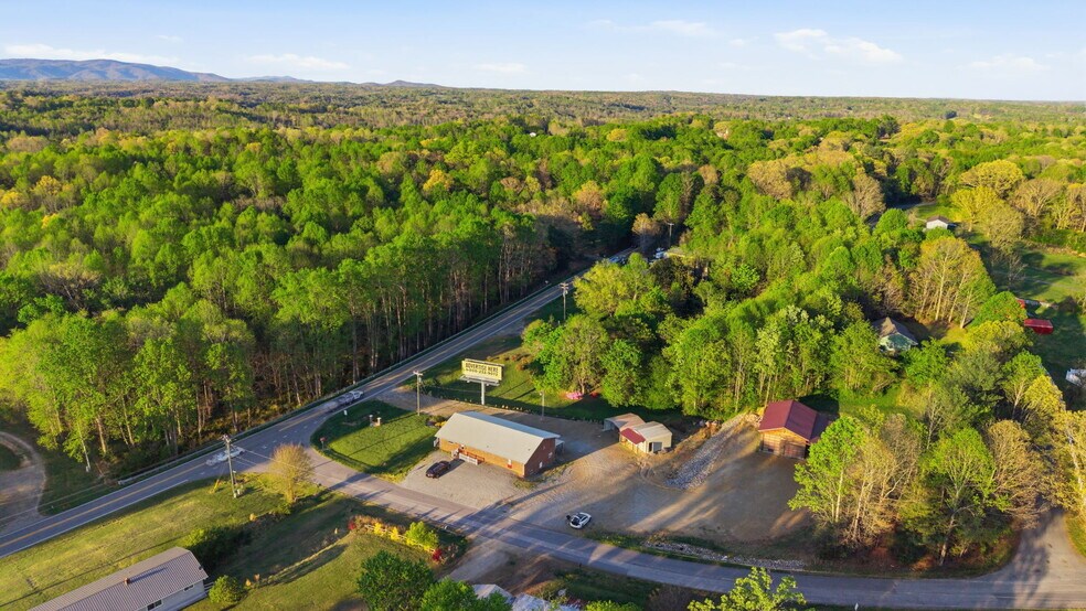 More Photos Of 125 Woodhaven Rd, North Wilkesboro Office For Sale