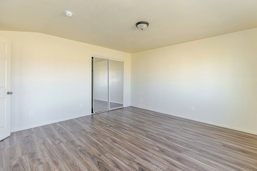 More Photos Of 39010 12th St E, Palmdale Industrial For Sale