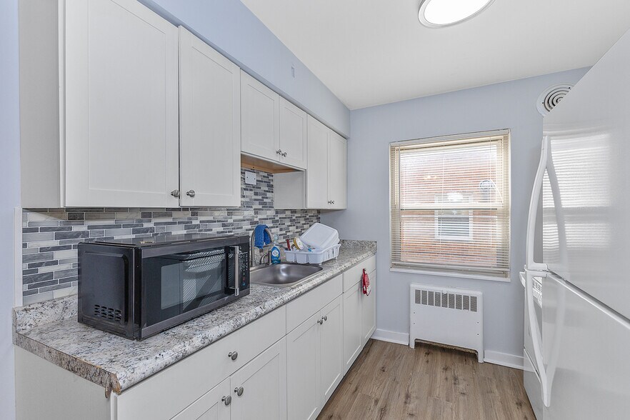 More Photos Of 6914 Montgomery Rd, Cincinnati Apartments For Sale