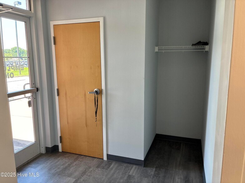 More Photos Of 1507 N Road St, Elizabeth City Medical For Lease