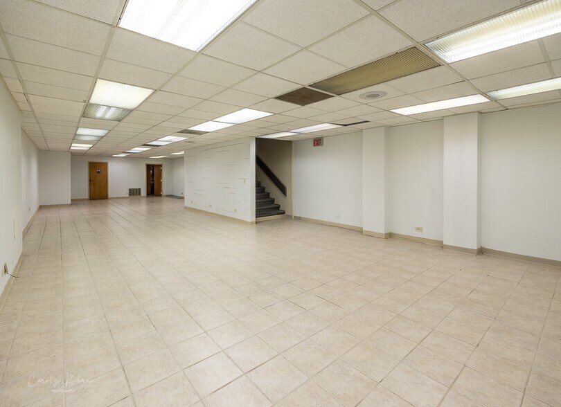 More Photos Of 23 Douglas Ave, Elgin Storefront Retail Office For Sale